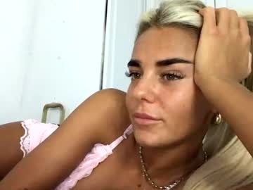 bellasnowxo