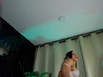 emily foxx01