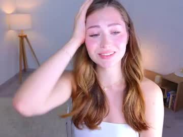 monicacringe