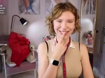peachy carrie