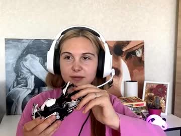 zoraidamustache